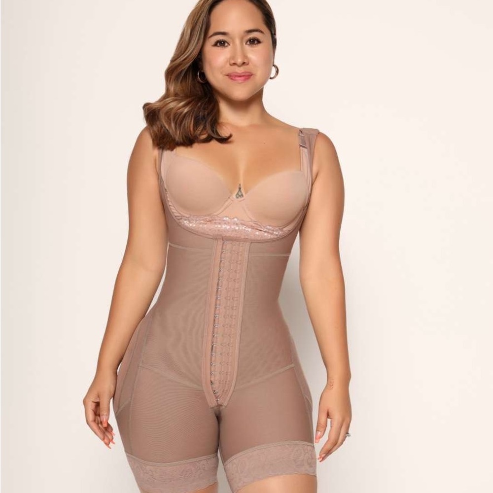 Elegant Tan Shapewear Bodysuit